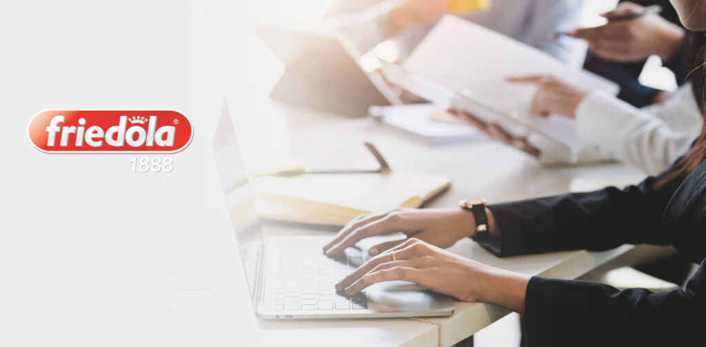 Das aktuelle Bild hat keinen Alternativtext. Der Dateiname ist: Jobs_Fridola_Buero.jpg